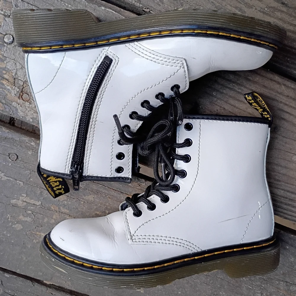 Dr. Martens White Lace-Up Zip Combat Boots Patent Leather Yellow Stitch Girls 1